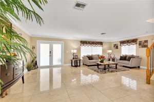 18845 NW 89th Ct, Hialeah, FL 33018, Sold 09/01/22