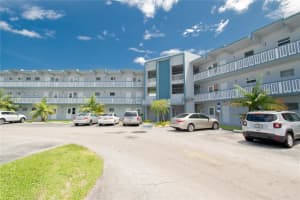 2300 Park Ln APT 107, Hollywood, FL 33021, Sold 08/22/22