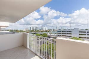 1455 N Treasure Dr #7f, North Bay Village, FL 33141, Sold 08/02/22