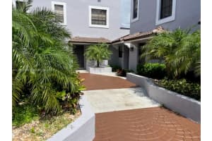 11737 NW 11th St, Pembroke Pines, FL 33026, Sold 08/31/22