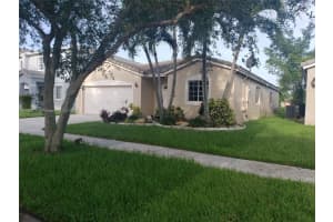 2386 SW 102nd Ave, Pembroke Pines, FL 33025, Sold 07/29/22
