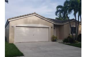 2386 SW 102nd Ave, Pembroke Pines, FL 33025, Sold 07/29/22