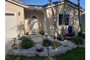 2386 SW 102nd Ave, Pembroke Pines, FL 33025, Sold 07/29/22