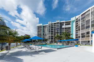 200 Leslie Dr, Hallandale Beach, FL 33009, Sold 10/26/22