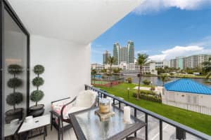 200 Leslie Dr, Hallandale Beach, FL 33009, Sold 10/26/22