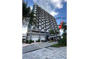 5300 NW 85th Ave APT 411, Doral, FL 33166, Sold 08/30/22