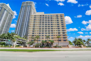 4747 Collins Ave APT 1103, Miami Beach, FL 33140, Sold 09/02/22