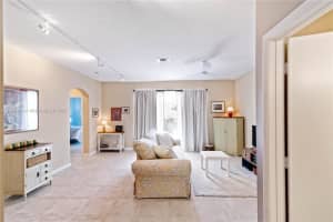871 NW 130th Ave, Pembroke Pines, FL 33028, Sold 08/15/22