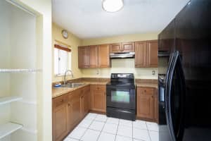 2680 W 76th St APT 107, Hialeah, FL 33016, Sold 08/19/22