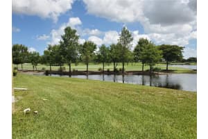 12650 Vista Isles Dr APT 925, Plantation, FL 33325, Sold 09/16/22