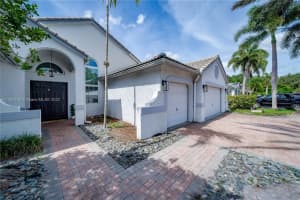 9941 N Abiaca Cir, Davie, FL 33328, Sold 08/01/22