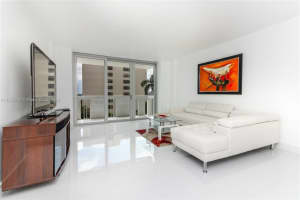 800 West Ave, Miami Beach, FL 33139, Sold 10/10/22