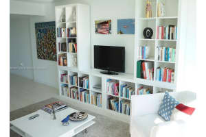 650 West Ave, Miami Beach, FL 33139, Sold 09/30/22