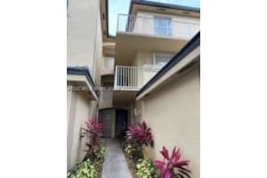 2060 Greenview Shores Blvd APT 318, Wellington, FL 33414, Sold 08/02/22