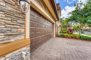 12260 Village Pl, Davie, FL 33325, Sold 08/04/22
