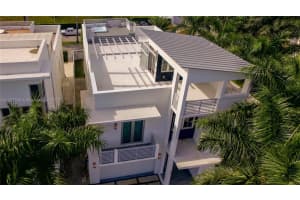 8405 34th Dr, Doral, FL 33122, Sold 10/06/22