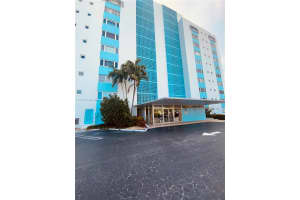 10300 W Bay Harbor Dr #2b, Bay Harbor Islands, FL 33154, Sold 09/23/22