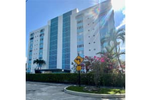 10300 W Bay Harbor Dr #2b, Bay Harbor Islands, FL 33154, Sold 09/23/22