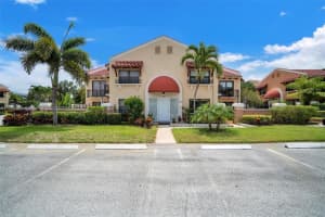 25 Uno Lago Dr #25, North Palm Beach, FL 33408, Sold 08/10/22