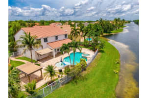 101 Cameron Dr, Weston, FL 33326, Sold 10/19/22
