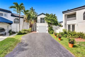 271 NE 211th St, Miami, FL 33179, Sold 01/23/23