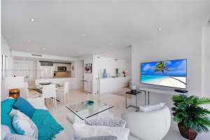 6801 Collins Ave #1206, Miami Beach, FL 33141, Sold 09/06/22