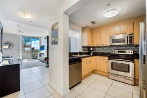 225 Collins Ave #5j, Miami Beach, FL 33139, Sold 08/02/22