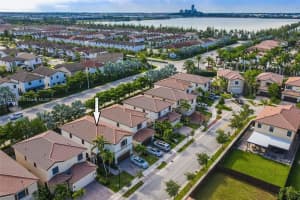8640 NW 101st Pl, Doral, FL 33178, Sold 08/23/22