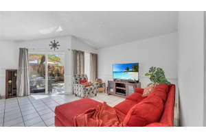 5593 NW 102nd Pl, Doral, FL 33178, Sold 09/02/22