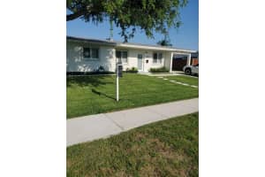 17030 NW 86th Ave, Hialeah, FL 33015, Sold 07/29/22
