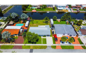 17030 NW 86th Ave, Hialeah, FL 33015, Sold 07/29/22