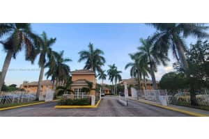 6960 SW 39th St APT E103, Davie, FL 33314, Sold 08/02/22