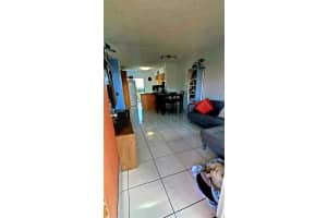 5350 W 21st Ct APT 407, Hialeah, FL 33016, Sold 09/21/22