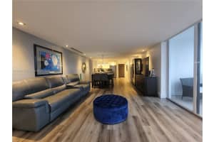 3731 N Country Club Dr APT 1928, Aventura, FL 33180, Sold 07/21/22