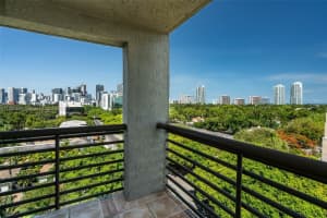 2400 SW 3rd Ave APT 801, Miami, FL 33129, Sold 08/19/22