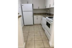7160 NW 179th St APT 108, Hialeah, FL 33015, Sold 08/04/22