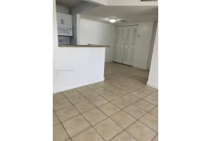 7160 NW 179th St APT 108, Hialeah, FL 33015, Sold 08/04/22