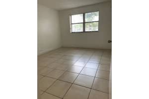 7160 NW 179th St APT 108, Hialeah, FL 33015, Sold 08/04/22