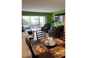 220 NW 87th Ave APT K215, Miami, FL 33172, Sold 07/22/22