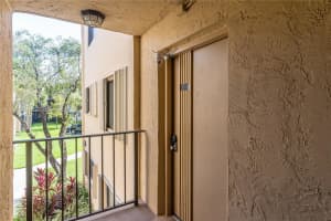 8005 SW 107th Ave APT 219, Miami, FL 33173, Sold 08/31/22