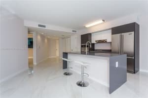 9821 E Bay Harbor Dr l 302, Bay Harbor Islands, FL 33154, Sold 03/06/24