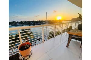 6580 Indian Creek Dr APT 409, Miami Beach, FL 33141, Sold 07/28/22