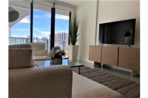 2960 NE 207th St #914, Aventura, FL 33180, Sold 09/01/22