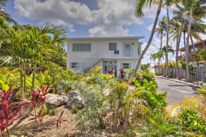 570 Sombrero Beach Rd, Marathon, FL 33050, Sold 10/25/22