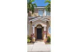 1025 SE 23rd Ave, Homestead, FL 33035, Sold 10/27/22