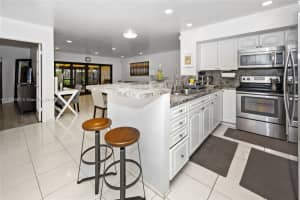 16520 Bridge End Rd, Miami Lakes, FL 33014, Sold 02/28/23