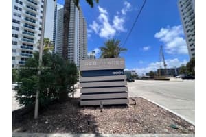 3001 S Ocean Dr APT 225, Hollywood, FL 33019, Sold 10/27/22