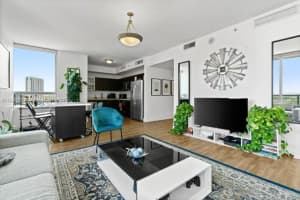 90 SW 3rd St APT 1213, Miami, FL 33130, Sold 08/18/22