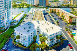 1913 S Ocean Dr, Hallandale Beach, FL 33009, Sold 08/30/22