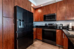 315 NE 3rd Ave APT 909, Fort Lauderdale, FL 33301, Sold 08/05/22